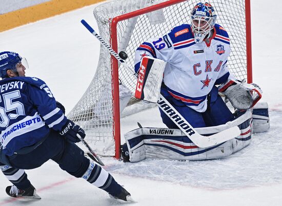 Kontinental Hockey League. Dynamo Moscow vs. SKA