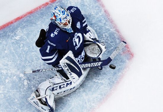 Kontinental Hockey League. Dynamo Moscow vs. SKA