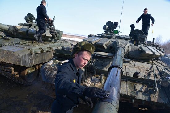 Regional stage of 2017 Tank Biathlon in Khabarovsk