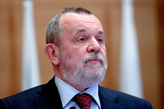 Meeting of the presidium of the Council of Legislators at the Russian Federal Assembly