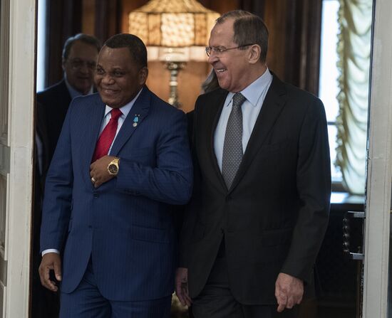 Sergei Lavrov meets with Congolese Foreign Minister Jean-Claude Gakosso