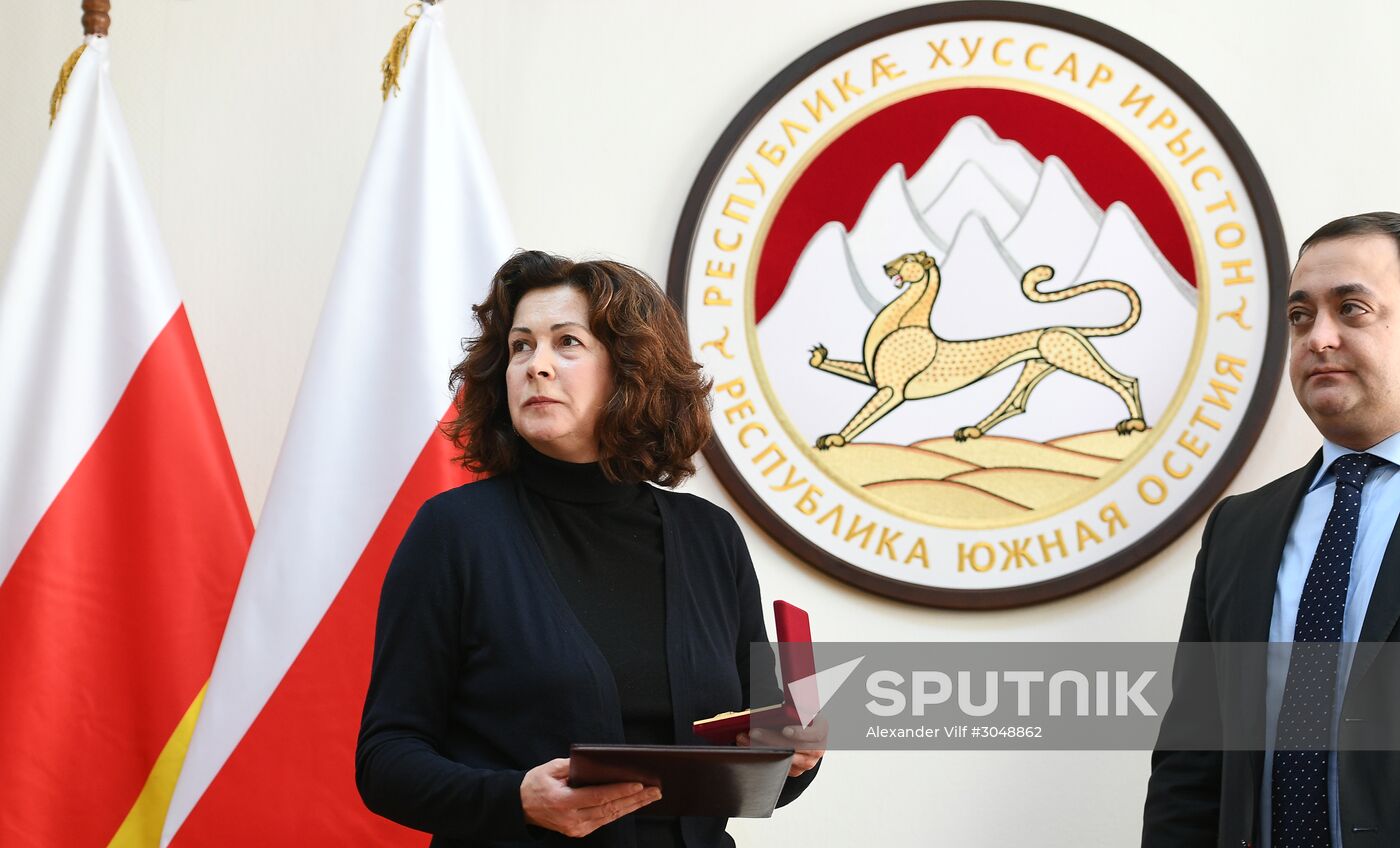 Vitaly Churkin's widow receives top South Ossetian state award