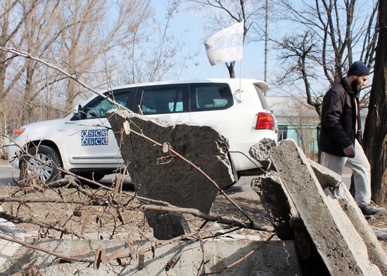 Aftermath of shelling in Luganskoye, Donetsk Region