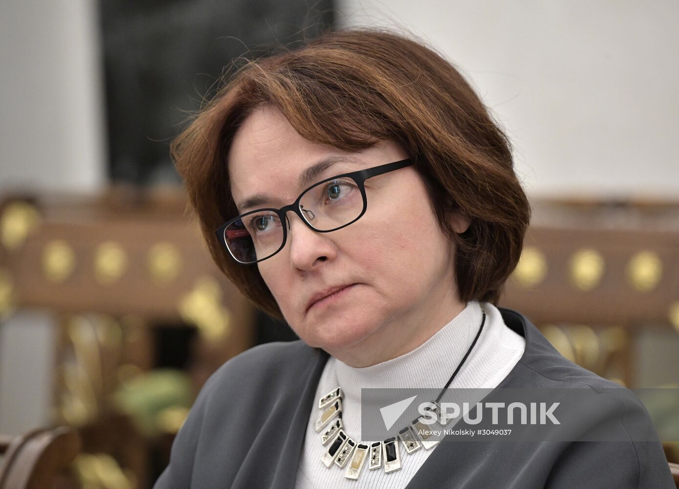 Russian President Vladimir Putin meets with Government members