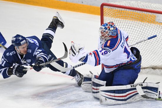 Ice hockey. KHL. Dynamo Moscow vs. SKA