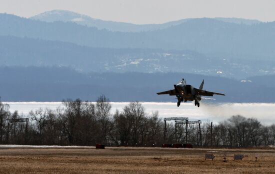 Joint flight drills in Russia's Primorye Territory