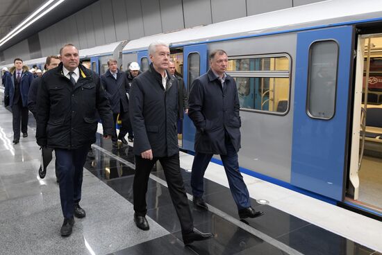 Opening of Minskaya, Lomonosovsky Prospekt and Ramenki metro stations