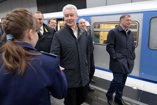 Opening of Minskaya, Lomonosovsky Prospekt and Ramenki metro stations