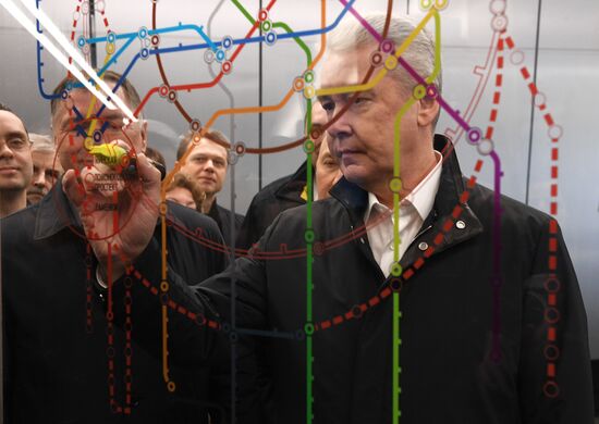 Opening of Minskaya, Lomonosovsky Prospekt and Ramenki metro stations