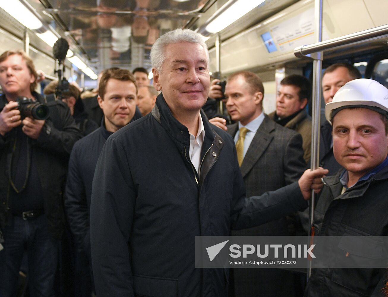 Opening of Minskaya, Lomonosovsky Prospekt and Ramenki metro stations