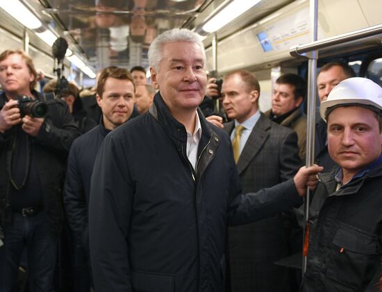 Opening of Minskaya, Lomonosovsky Prospekt and Ramenki metro stations