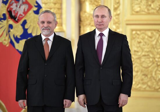 President Vladimir Putin receives letters of credence from 18 foreign ambassadors