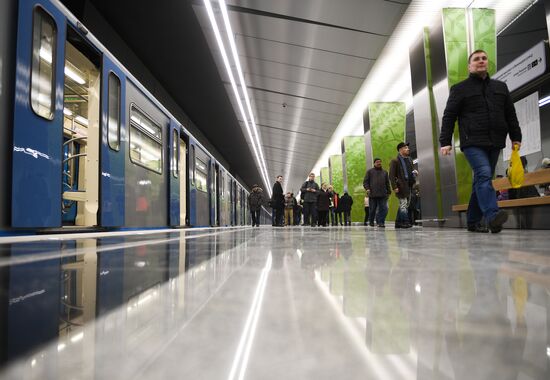 New metro stations Minskaya, Lomonosovsky Prospekt and Ramenki