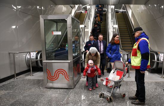 New metro stations Minskaya, Lomonosovsky Prospekt and Ramenki