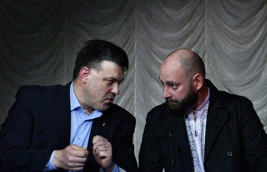 Ukrainian nationalists sign manifesto