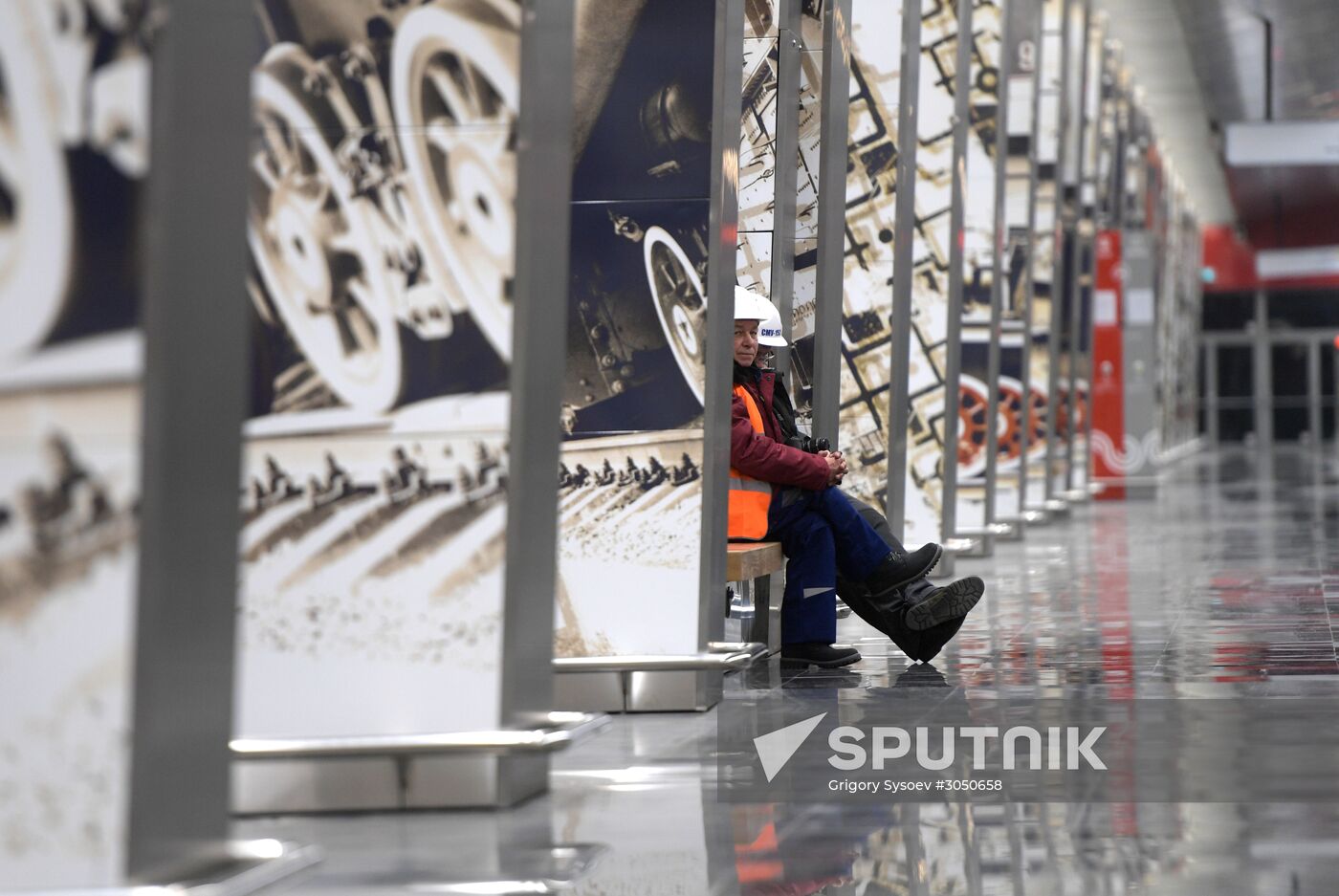 New metro stations Minskaya, Lomonosovsky Prospekt and Ramenki