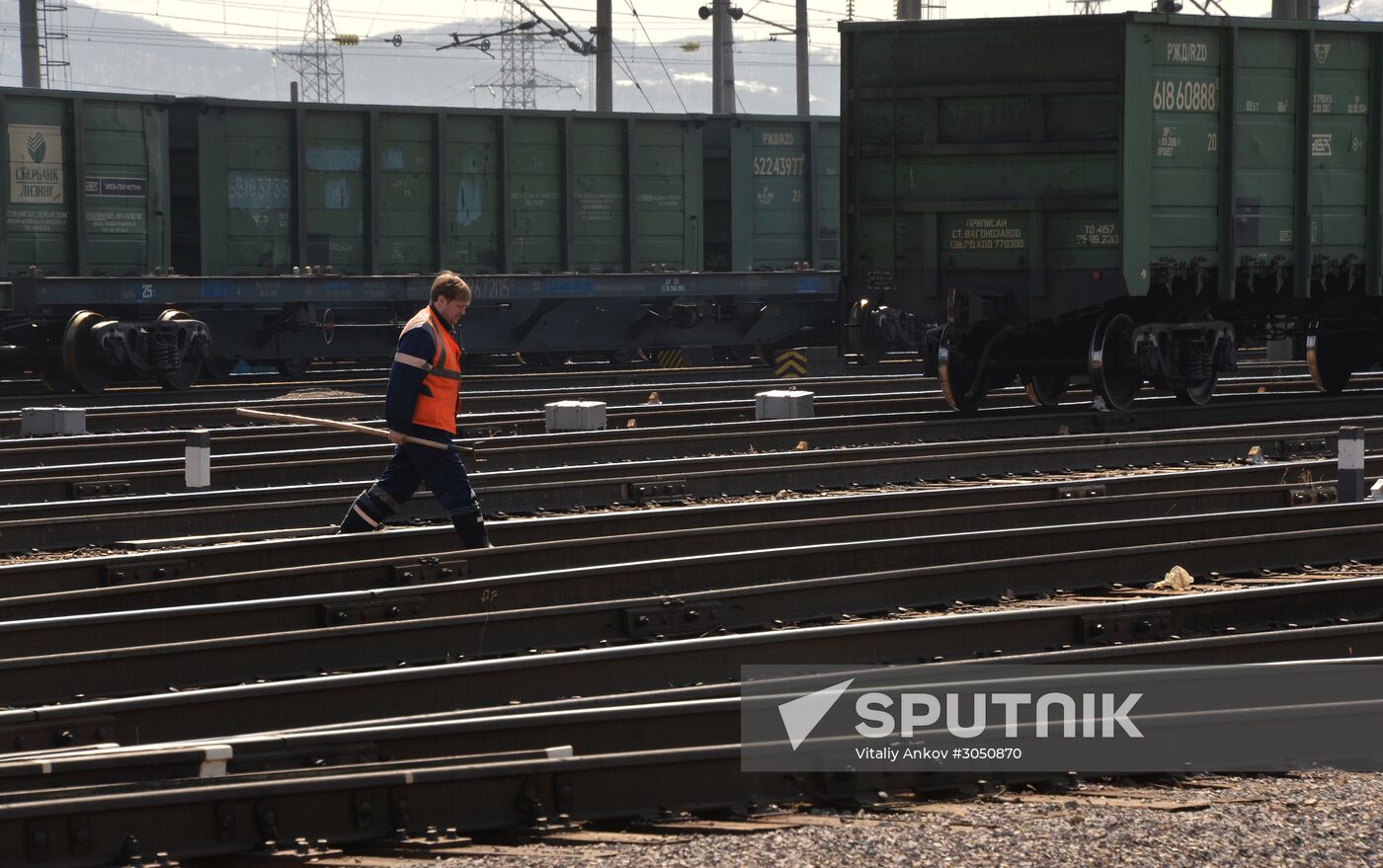 The largest port railway station of the Far Eastern Railway Nakhodka - Vostochnaya