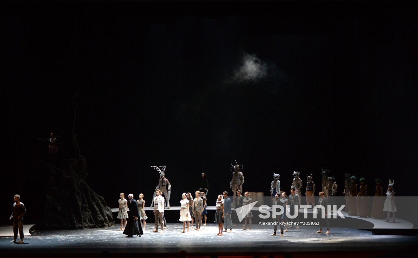 Final rehearsal of Peer Gynt ballet at Novosibirsk Opera and Ballet Theater