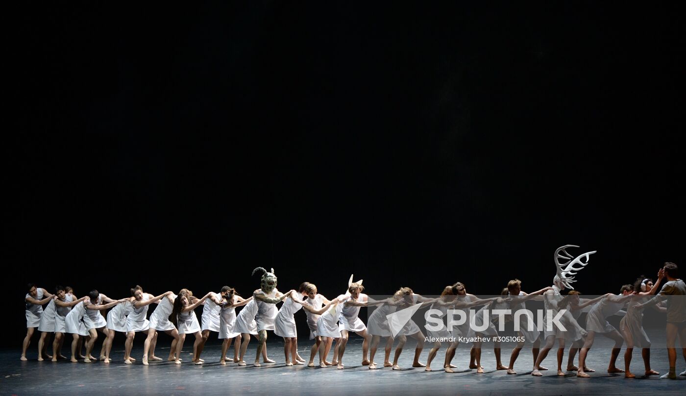 Final rehearsal of Peer Gynt ballet at Novosibirsk Opera and Ballet Theater