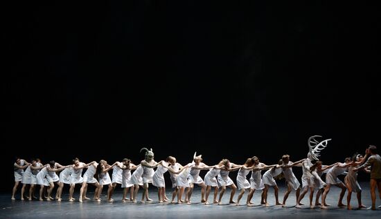 Final rehearsal of Peer Gynt ballet at Novosibirsk Opera and Ballet Theater