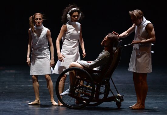 Final rehearsal of Peer Gynt ballet at Novosibirsk Opera and Ballet Theater