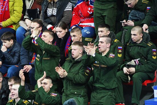 Kontinental Hockey League. CSKA vs. Lokomotiv