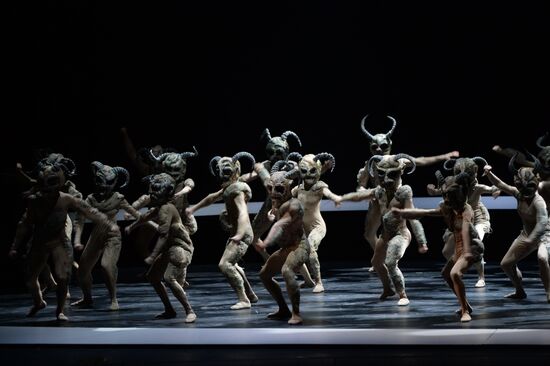 Final rehearsal of Peer Gynt ballet at Novosibirsk Opera and Ballet Theater