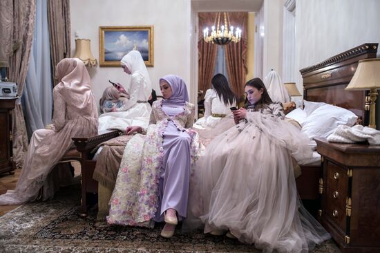 Fashion show presents Firdaws fashion collection