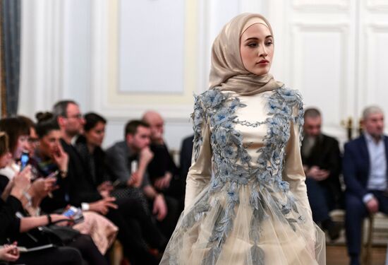 Fashion show presents Firdaws fashion collection