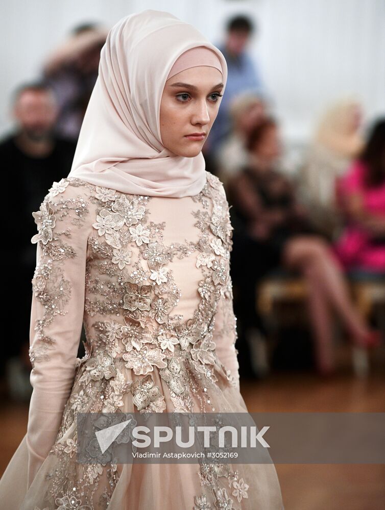 Fashion show presents Firdaws fashion collection