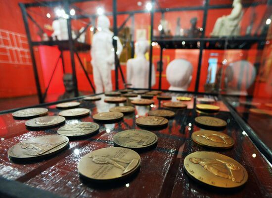 "LENIN. Image of Leader" exhibition in Vladivostok