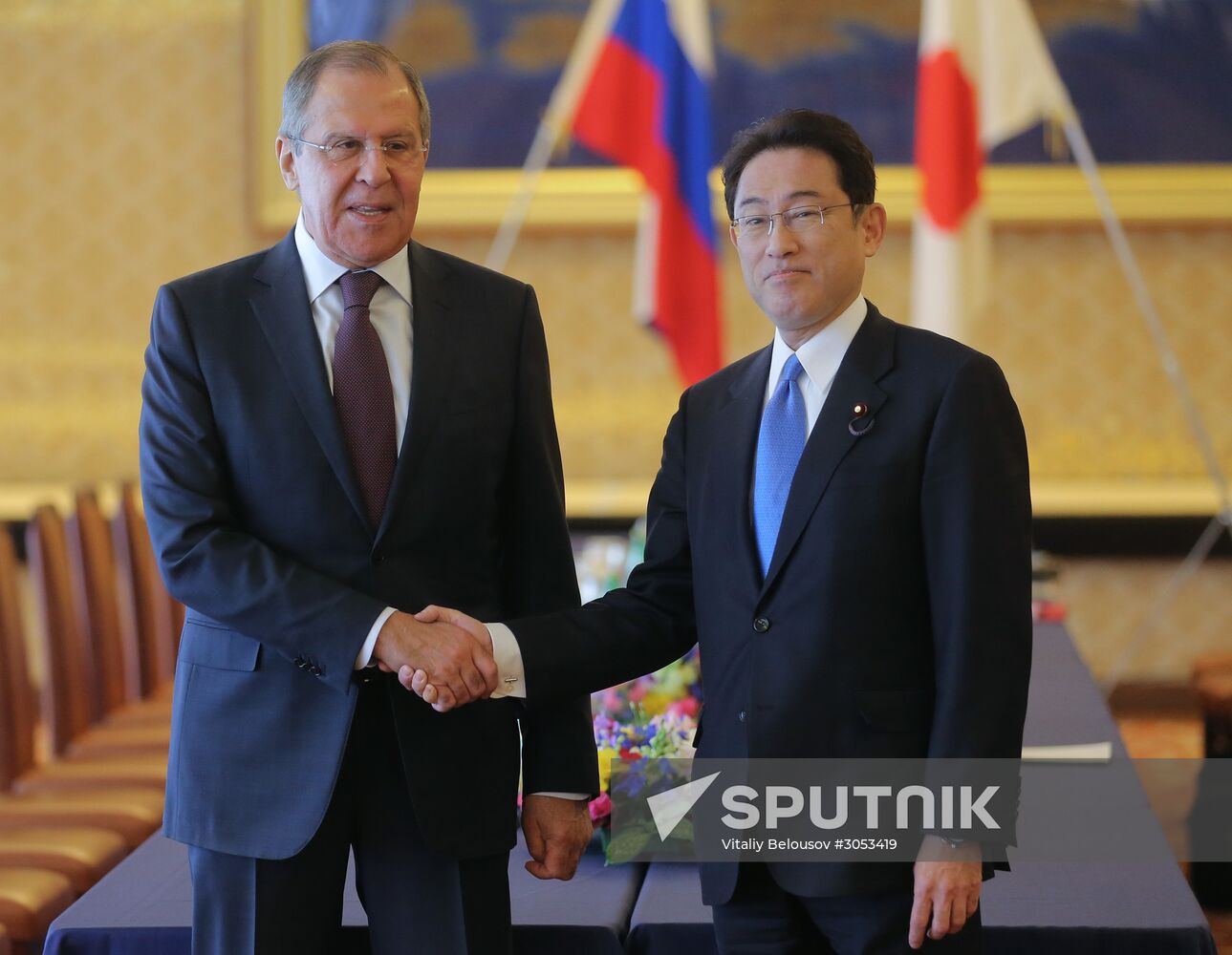 Foreign and defense ministers of Japan and Russia hold talks