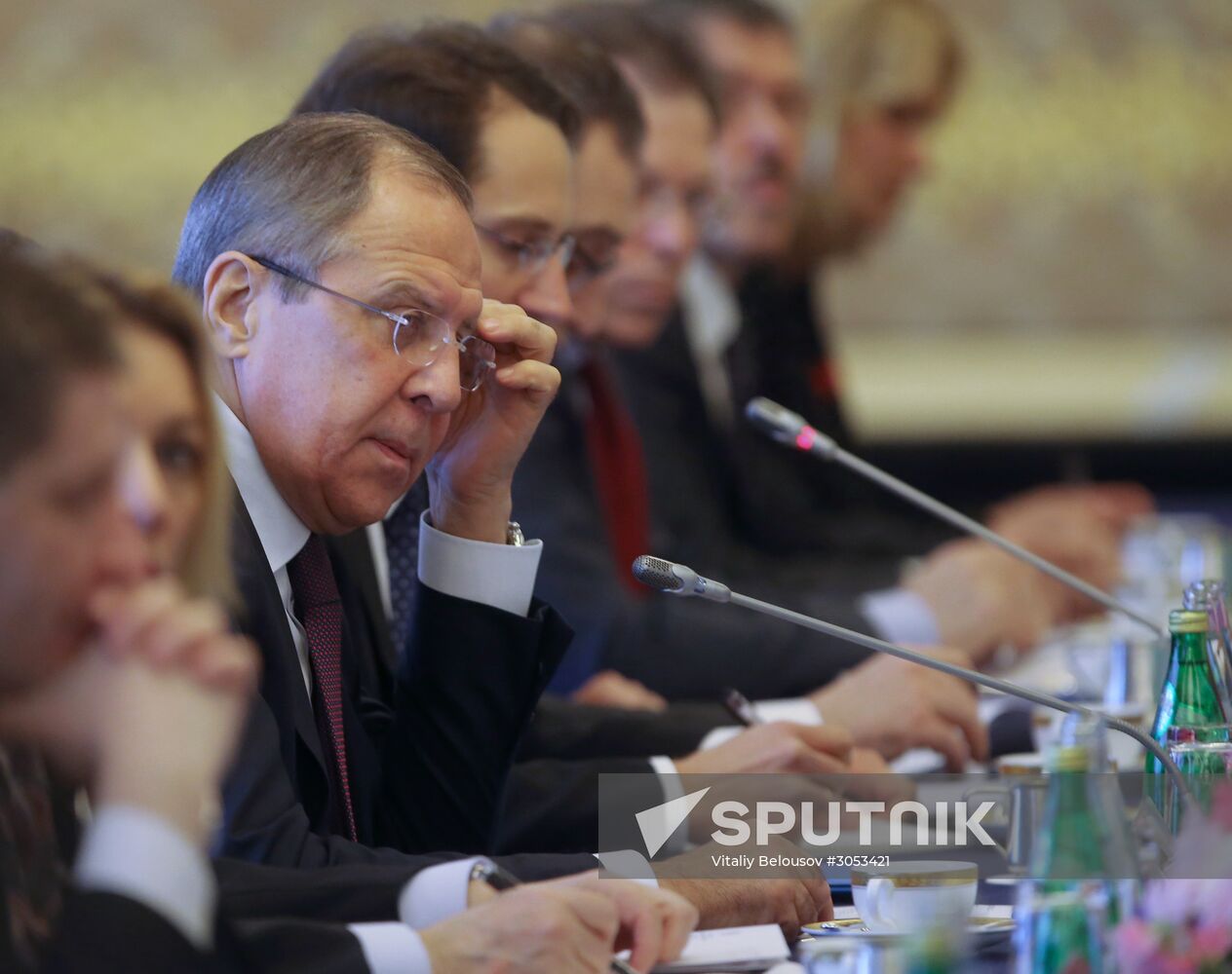 Foreign and defense ministers of Japan and Russia hold talks