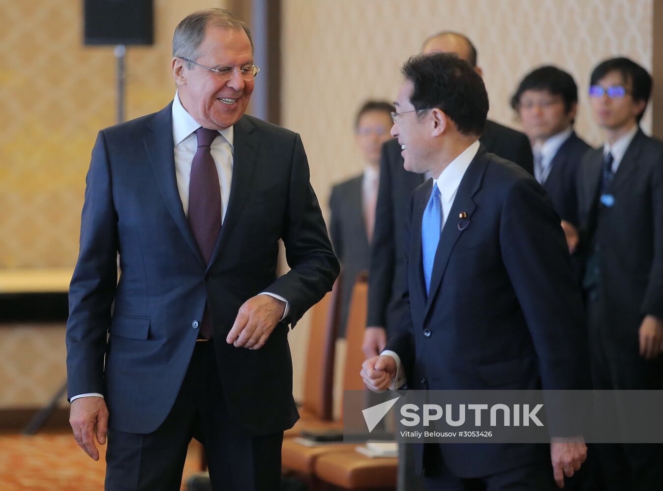 Foreign and defense ministers of Japan and Russia hold talks