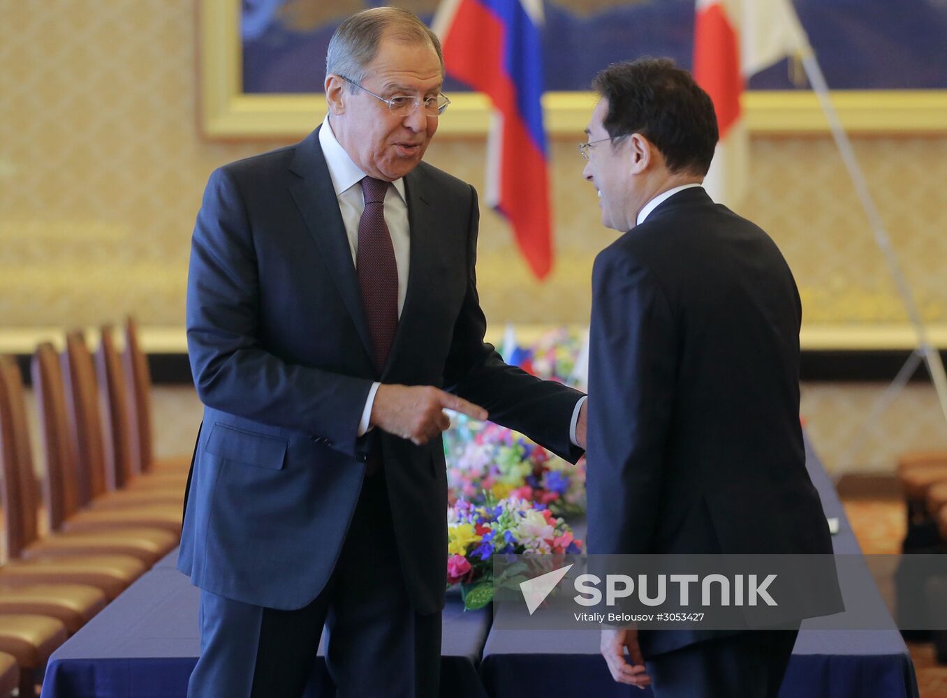 Foreign and defense ministers of Japan and Russia hold talks