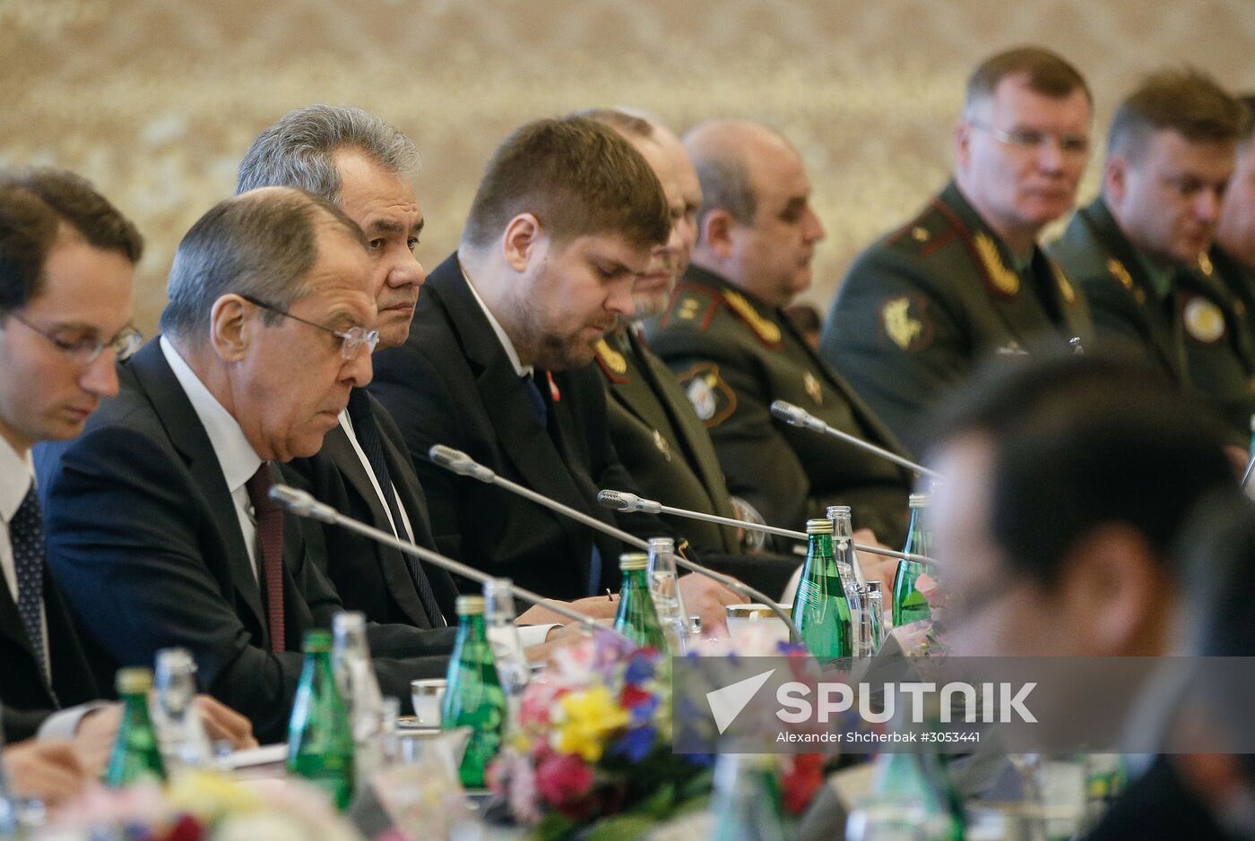 Foreign and defense ministers of Japan and Russia hold talks