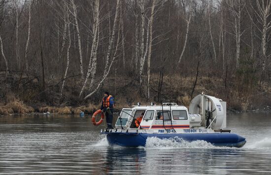 Rescuer exhibition exercises on board Colonel Chernyshev in Moscow