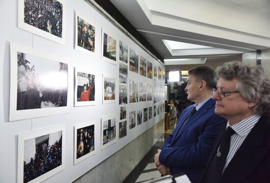 Delegation of European, Uktrainian politicians arrive in Crimea