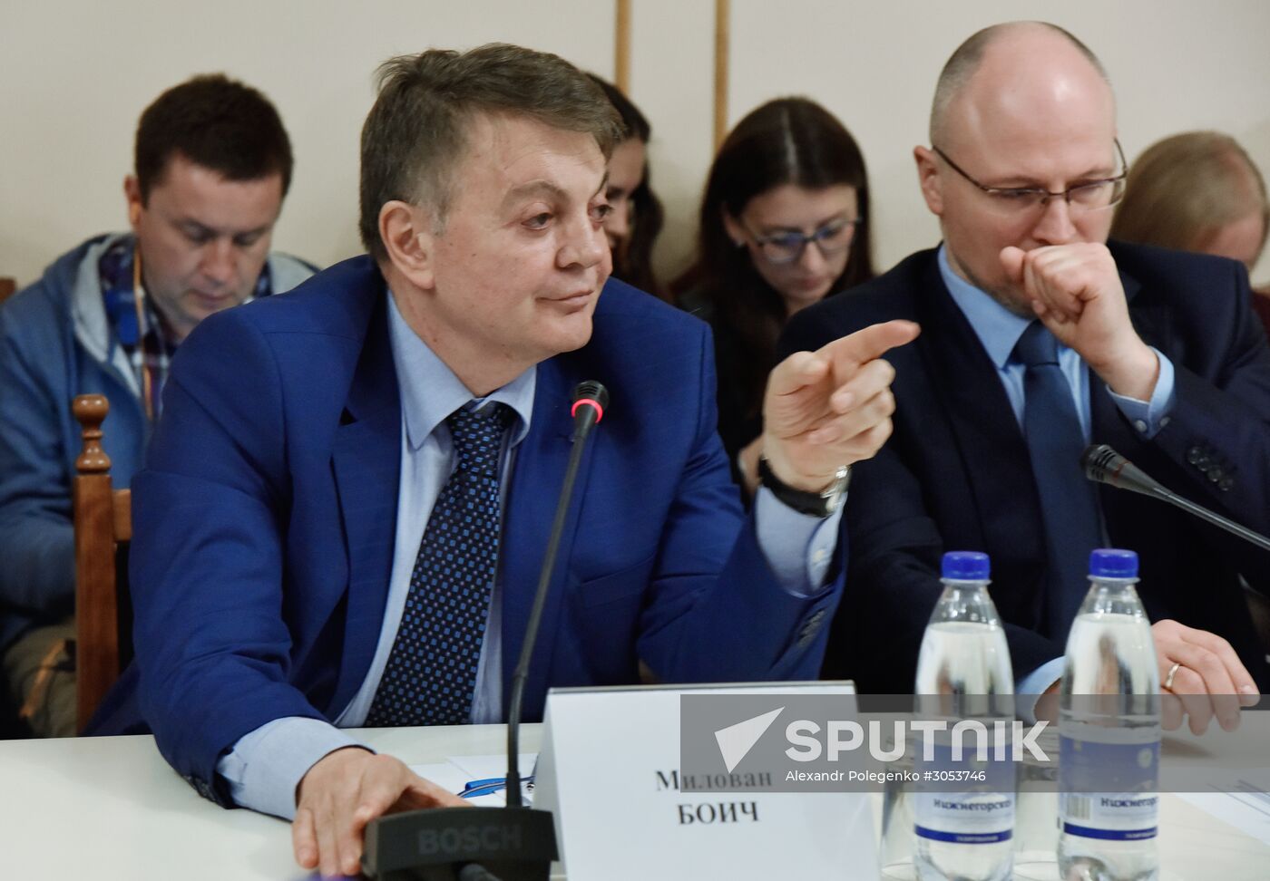 Delegation of European, Uktrainian politicians arrive in Crimea