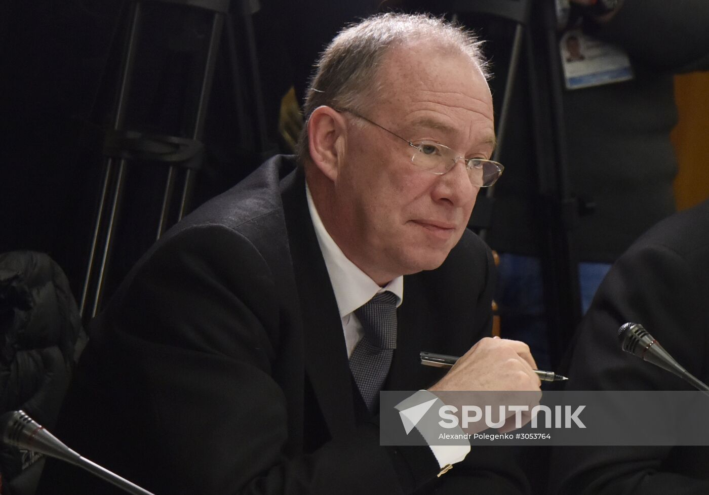 Delegation of European, Uktrainian politicians arrive in Crimea