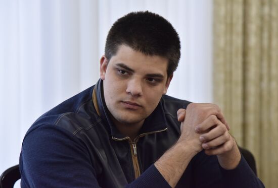 Delegation of European, Uktrainian politicians arrive in Crimea