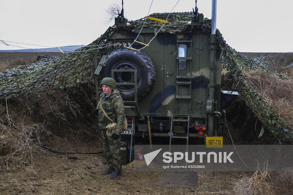 Airborne Forces, Air Force and Black Sea Fleet launch a drill in Crimea