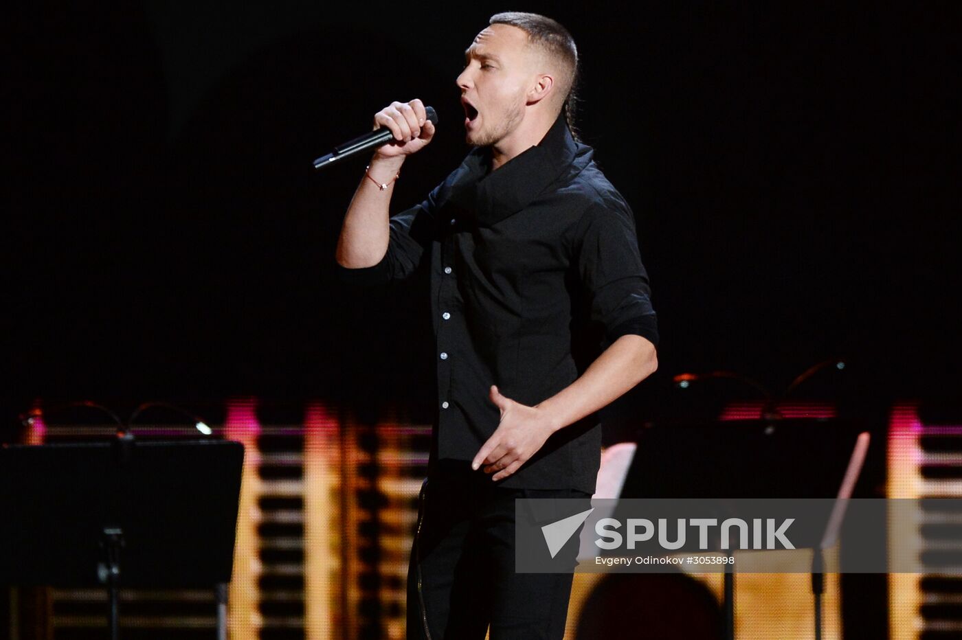 Voice Russia fifth anniversary concert