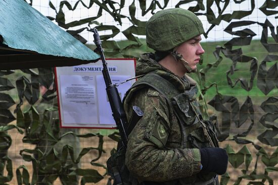 Crimea hosts exercise involving Russian Airborne Force, Aerospace Force and Black Sea Fleet