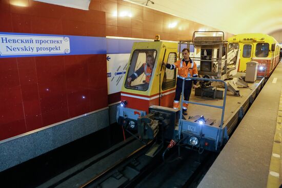 Maintenance works at St. Petersburg Metro