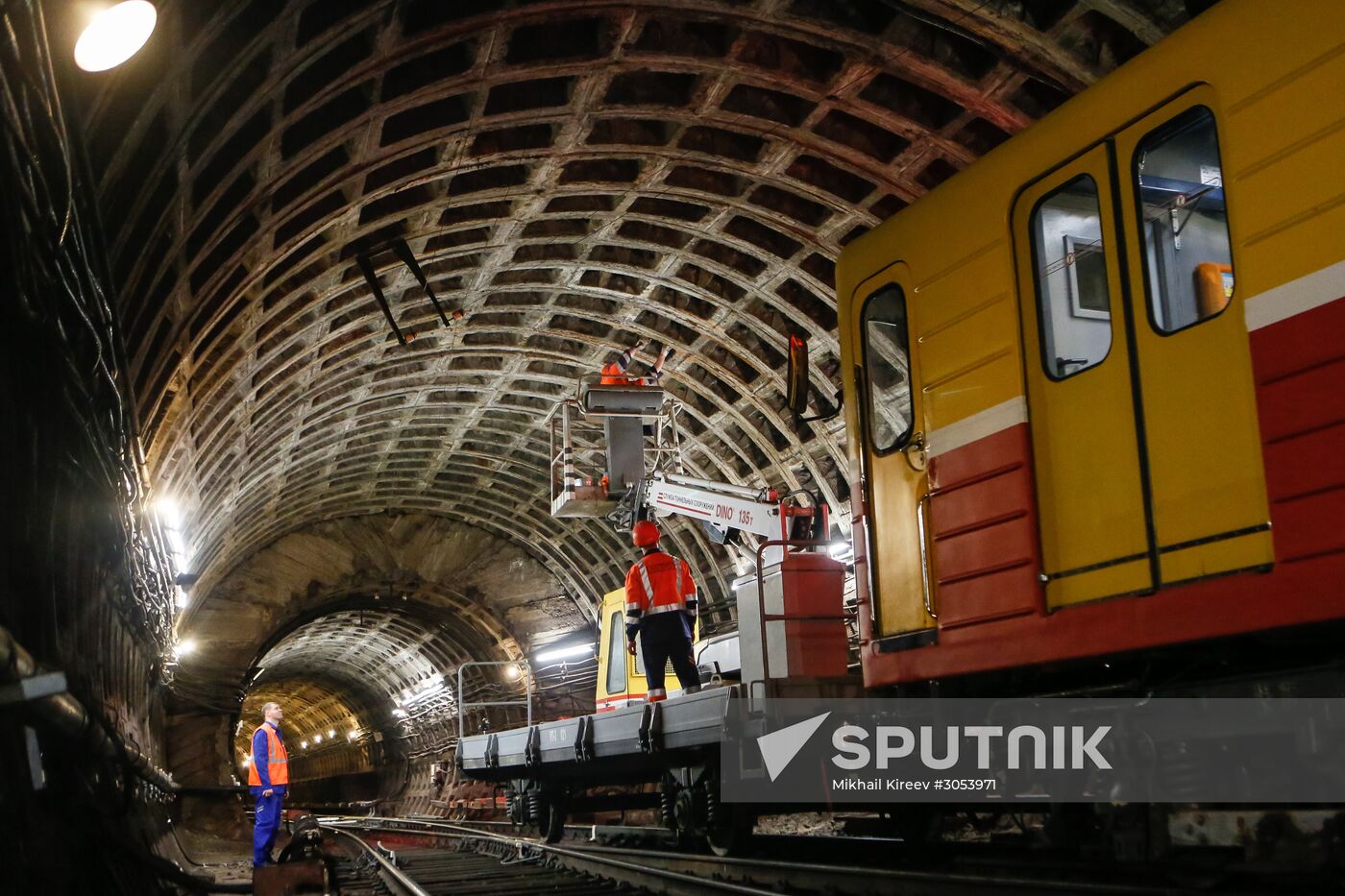 Maintenance works at St. Petersburg Metro