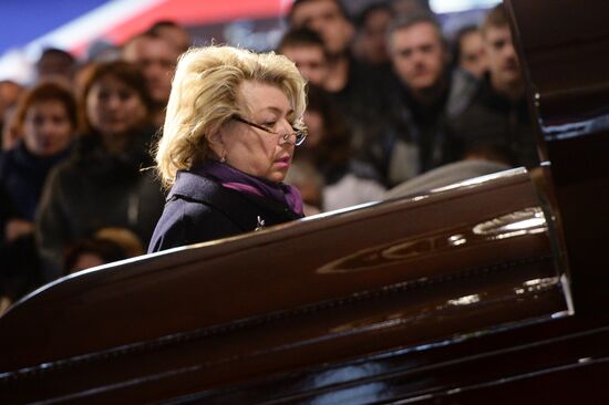 Paying last respects to ice hockey player Sergei Gimayev