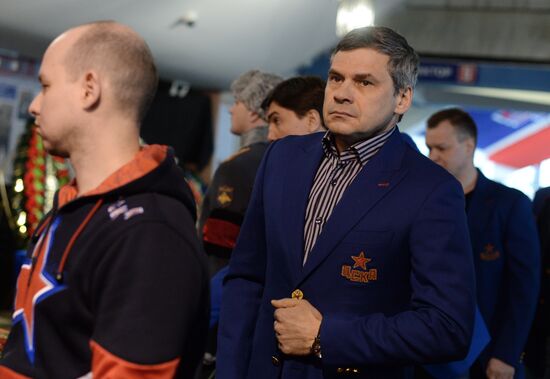 Paying last respects to ice hockey player Sergei Gimayev