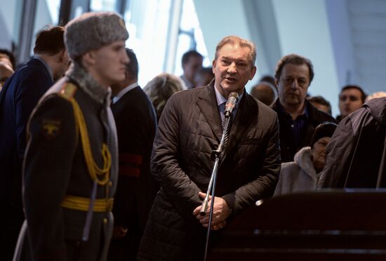 Farewell ceremony for hockey player Sergei Gimayev