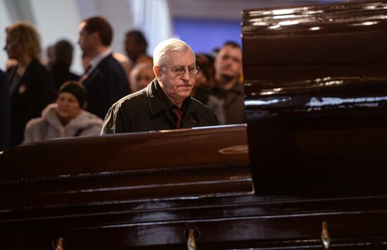 Farewell ceremony for hockey player Sergei Gimayev